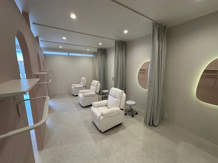 Luo ルオまつ毛パーマ/マツエク/眉毛の専門店の内観・外観2