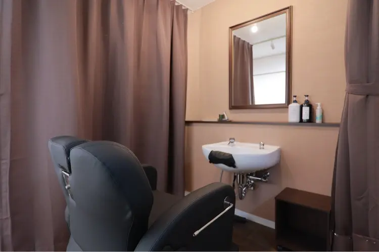 men'sBARBERAmoの内観・外観1