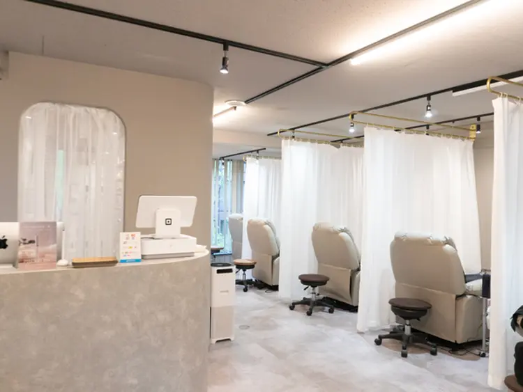 B by eye candyの内観・外観1