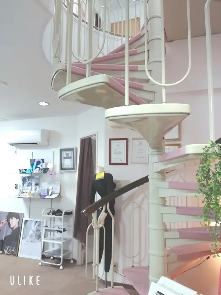 エステサロンレゾン京橋店の内観・外観3