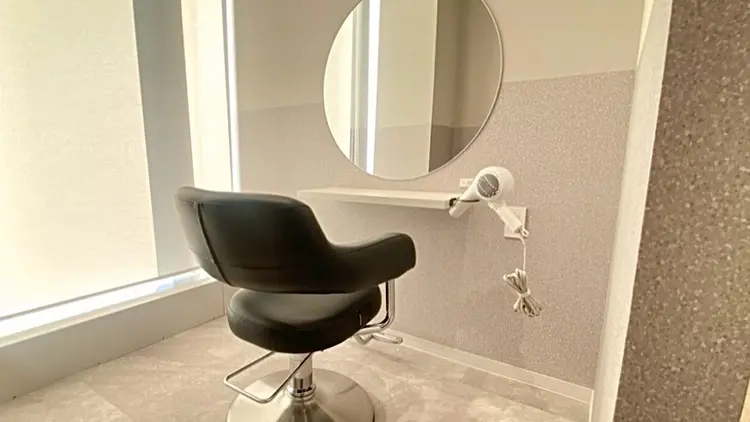 salowin 渋谷 me＋店の内観・外観2