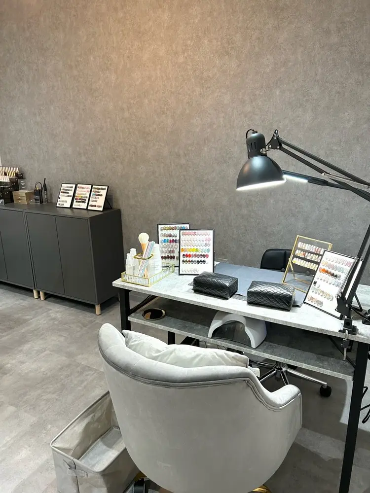 UN.nailsの内観・外観2