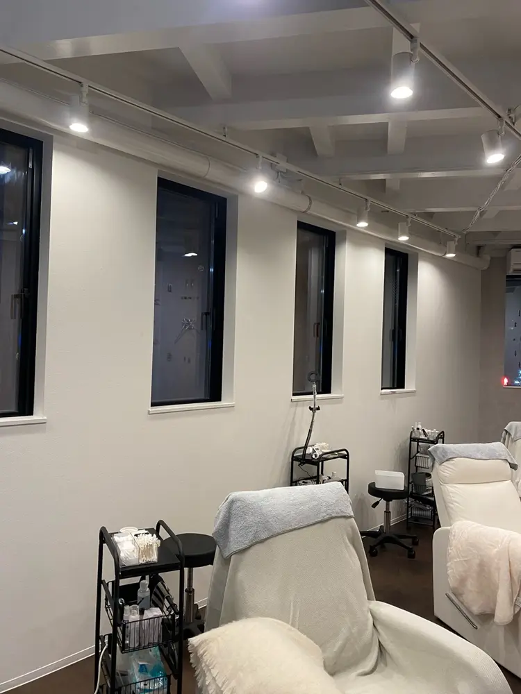 まつ毛・眉毛・エクステサロンF room梅田の内観・外観2