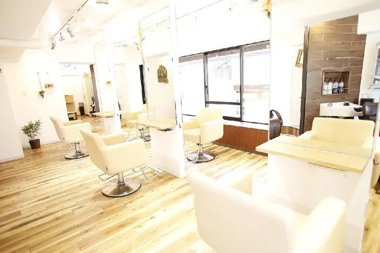 MERKMALの内観・外観2