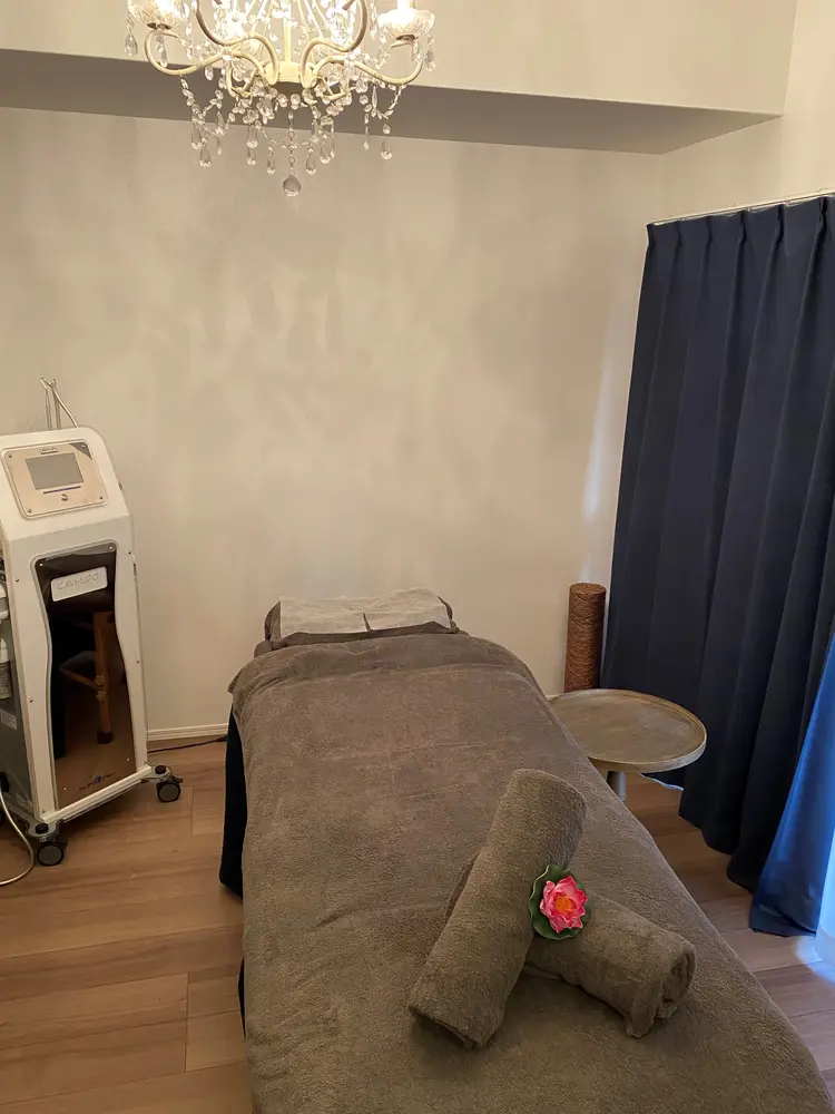 Salon Swallow　サロンスワローの内観・外観1