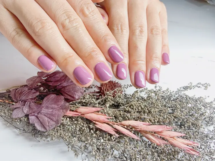 S+ nailの内観・外観1