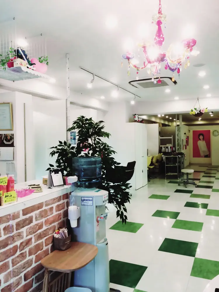 リラジュネスの内観・外観1