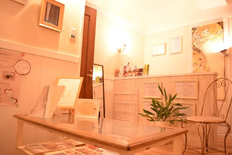 Diasalonの内観・外観1