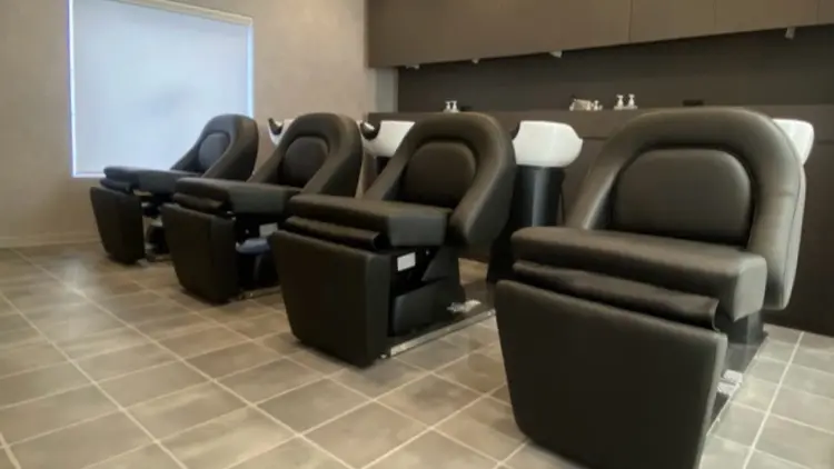 salowin 渋谷 me＋店の内観・外観3