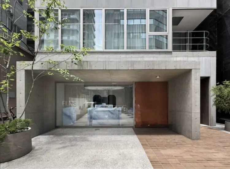 FILMS 大阪本町の画像