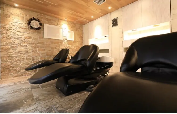 AUBE hairTokyoの内観・外観2