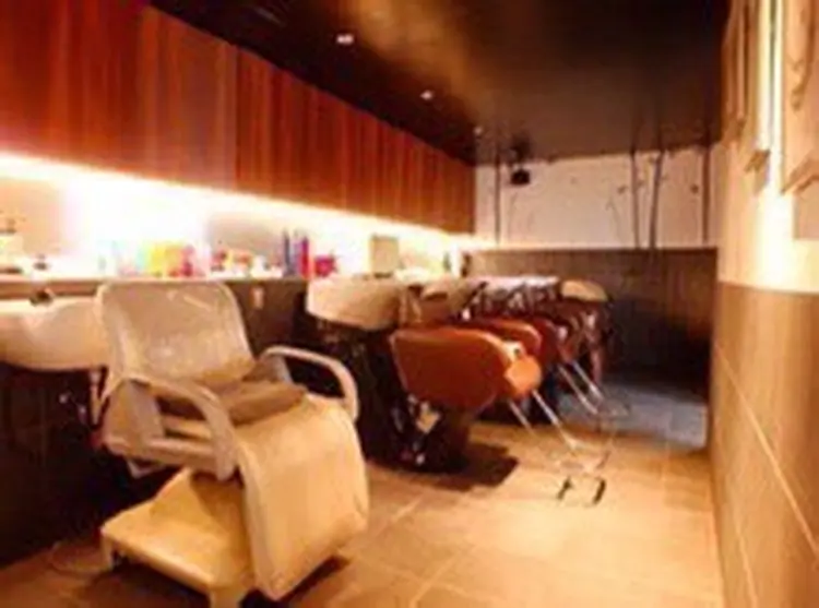 ヘアークリアー蕨店の内観・外観3