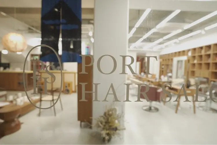 PORT HAIR SALONの内観・外観1