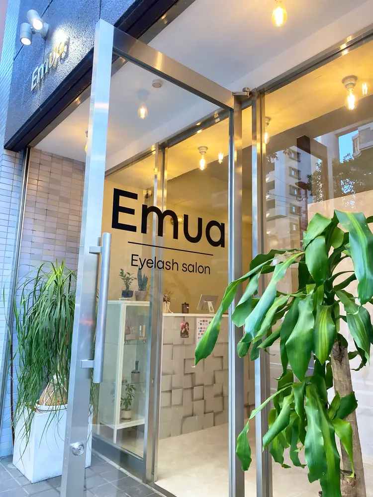 Emua Eyelash 渡辺通店の内観・外観2
