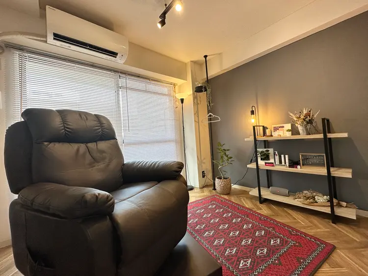 private salon Joli.の内観・外観1