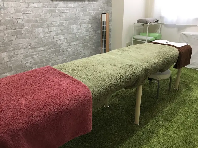 椎名亮  整体院の内観・外観2