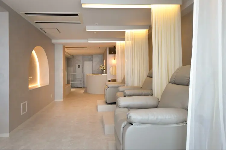 ToMe Nail&Eyelash【トゥーミー】の内観・外観2