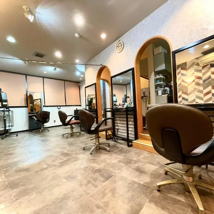 avantiの内観・外観1