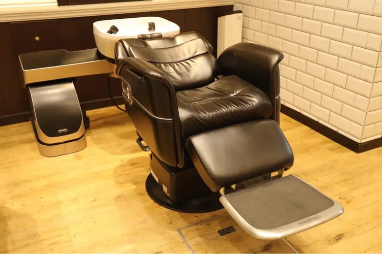 HAIRS YOSHIOKAの内観・外観3