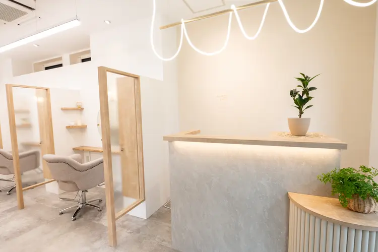 SHEER emu 新越谷店【シア エミュー】の画像