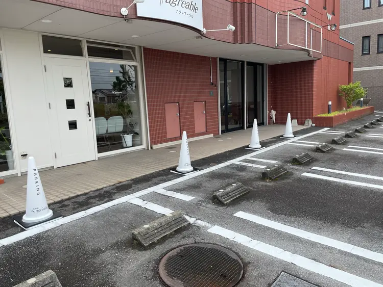 アグレアーブル上地店の内観・外観3
