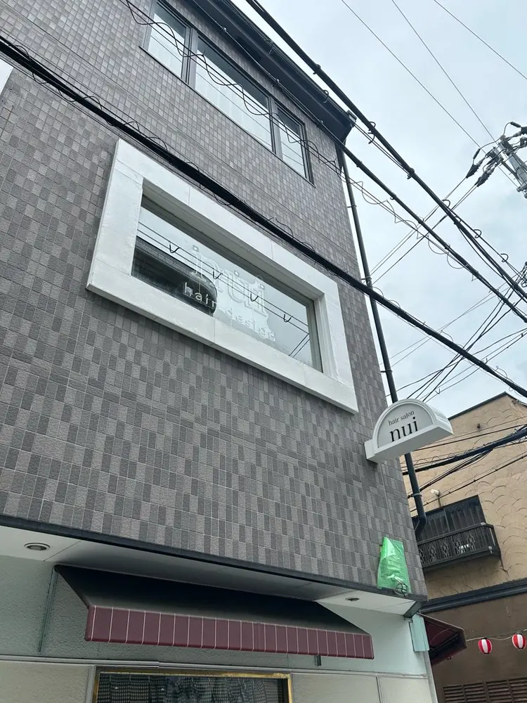 《無料 髪質改善＆ヘアデザイン nui 高槻 阪急 茨木店の内観・外観3