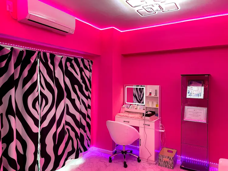 HAPPINASの内観・外観1