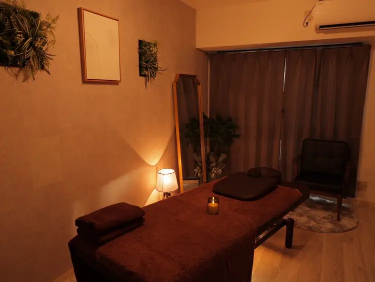 リラクゼーションサロン Castagnaの内観・外観1
