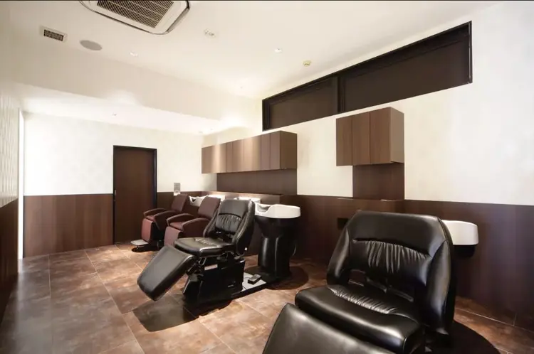 Ash 行徳店の内観・外観3