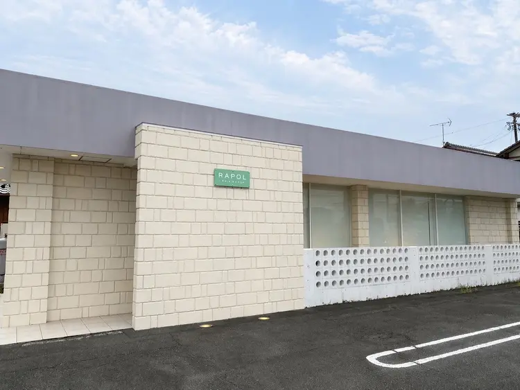 MIMI RUSH 松阪カワイマチ店の内観・外観1