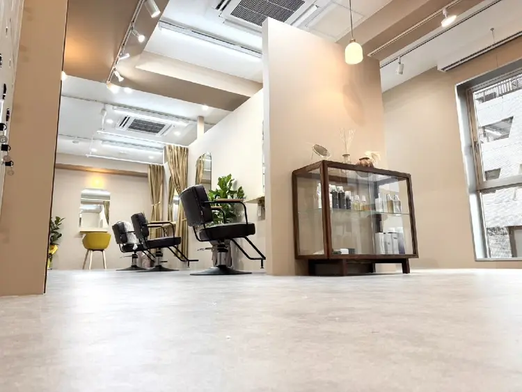 mood hair salonの内観・外観1