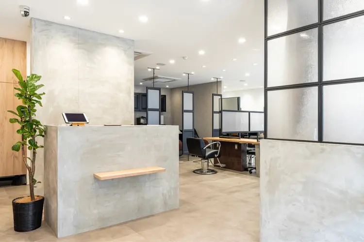 ブランシェ名鉄小幡駅前店の内観・外観3