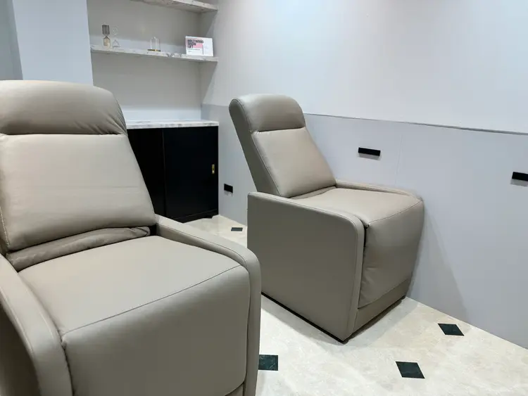 Adagio SALON&CAFEの内観・外観2