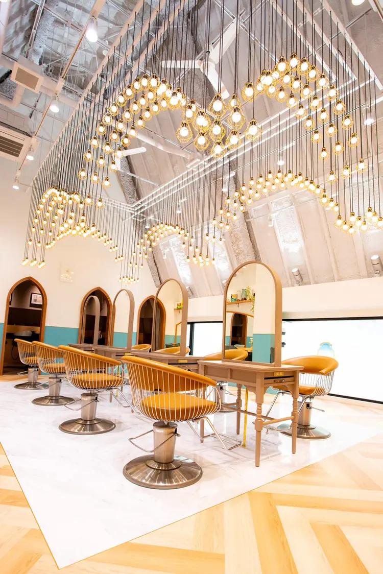 Lond legliseの内観・外観1