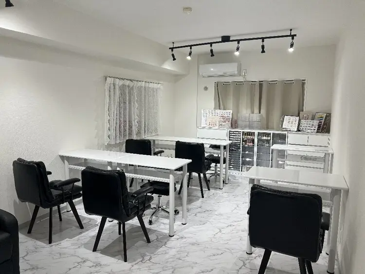 Lumie're Nail Studio横浜【リュミエール】の内観・外観1