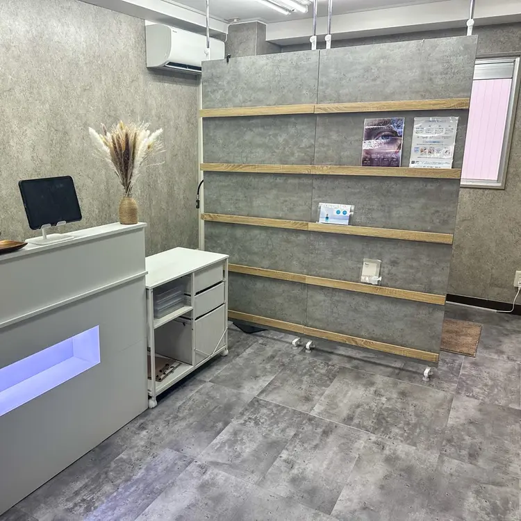 Lash hourの内観・外観1