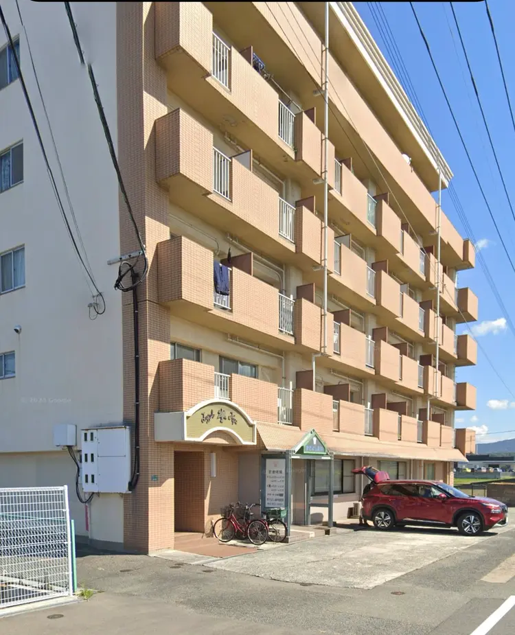 Mnailの内観・外観2