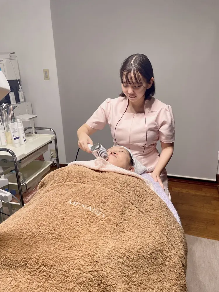 メナードフェイシャルサロン稲沢大矢の内観・外観3