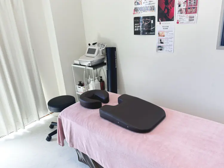 【脂肪分解スタンプ×スタイルアップ矯正】痩身〜REDの内観・外観2