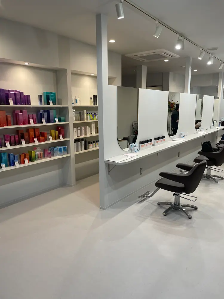 ロルドスールの内観・外観2