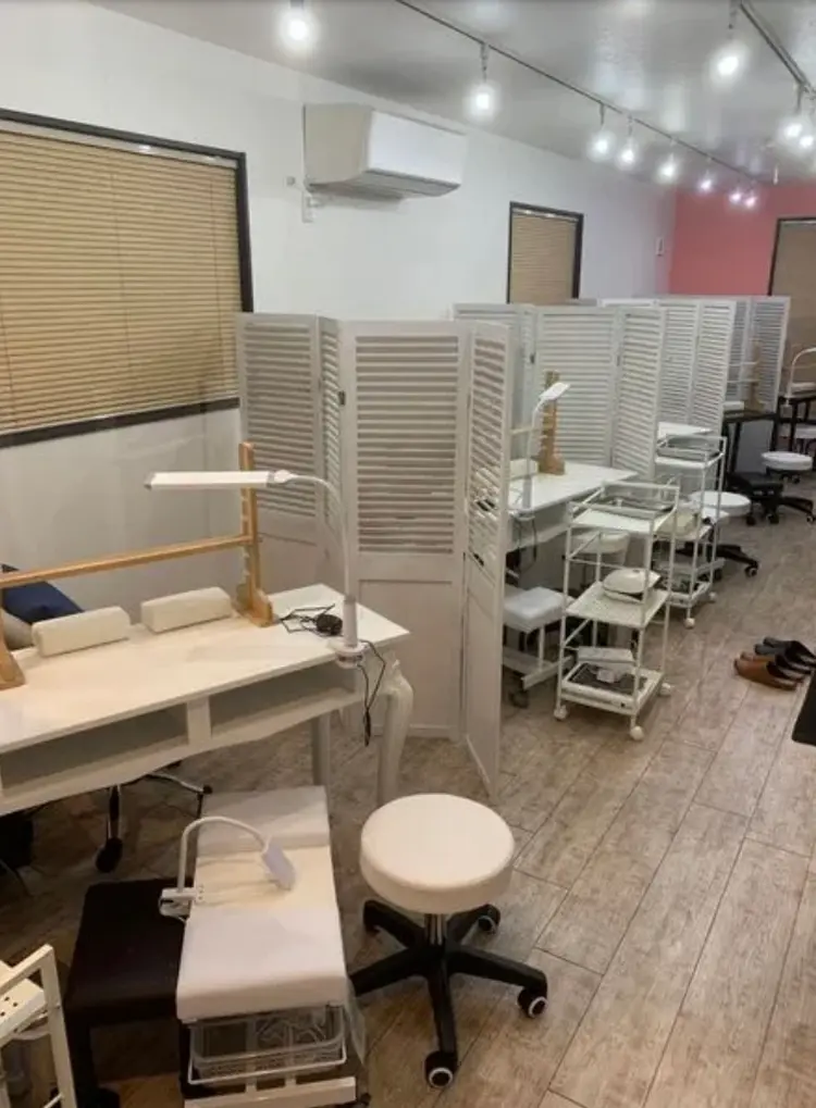 アピネイルの内観・外観1