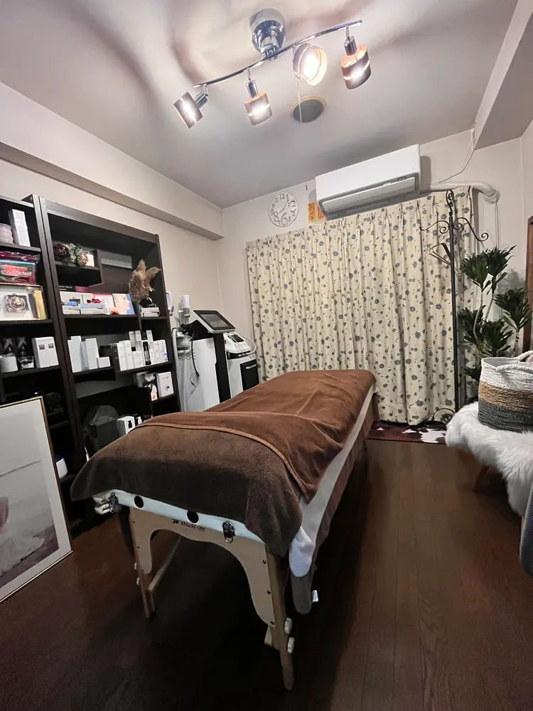 トータルケア＆脱毛サロンmeguriの内観・外観2