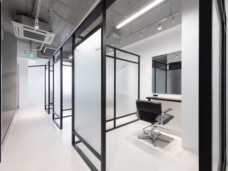 SALOWIN 横浜の内観・外観2