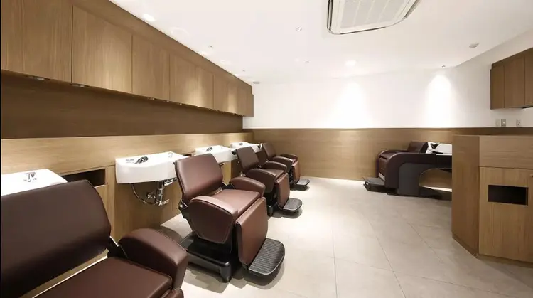 Ash 十日市場店の内観・外観3