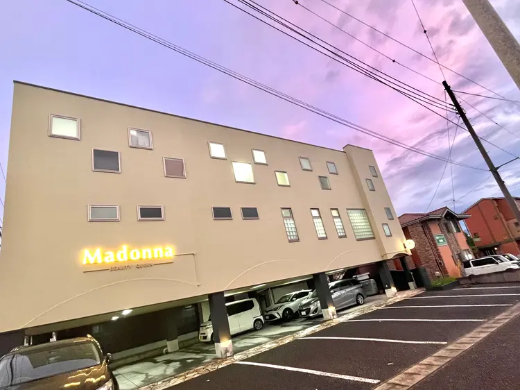 マドンナ 富士宮店の内観・外観1