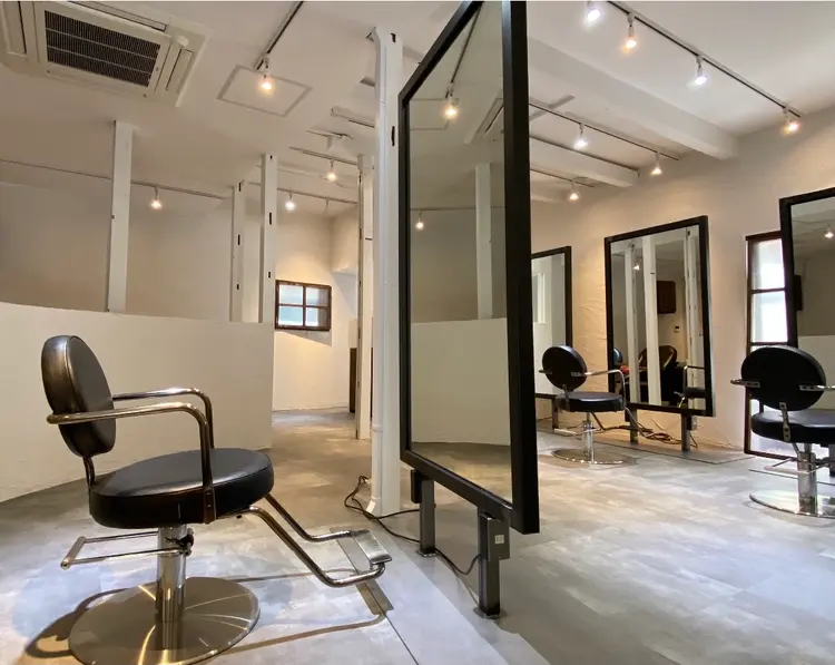 YARDの内観・外観1