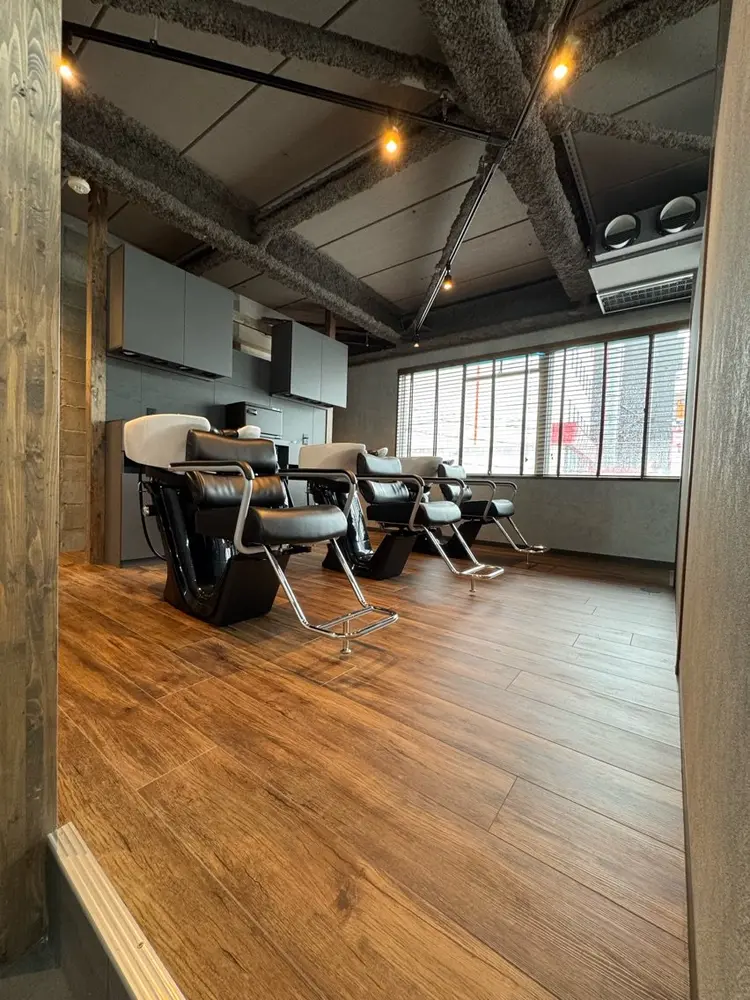 メンズサロンAsobee近鉄八尾【メンズパーマ&メンズカット】の内観・外観3