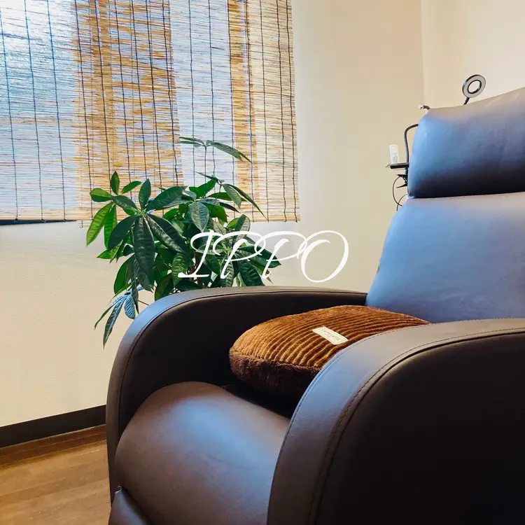 ずぼら美人のお忍びパーフェクトアイサロンIPPOの内観・外観2