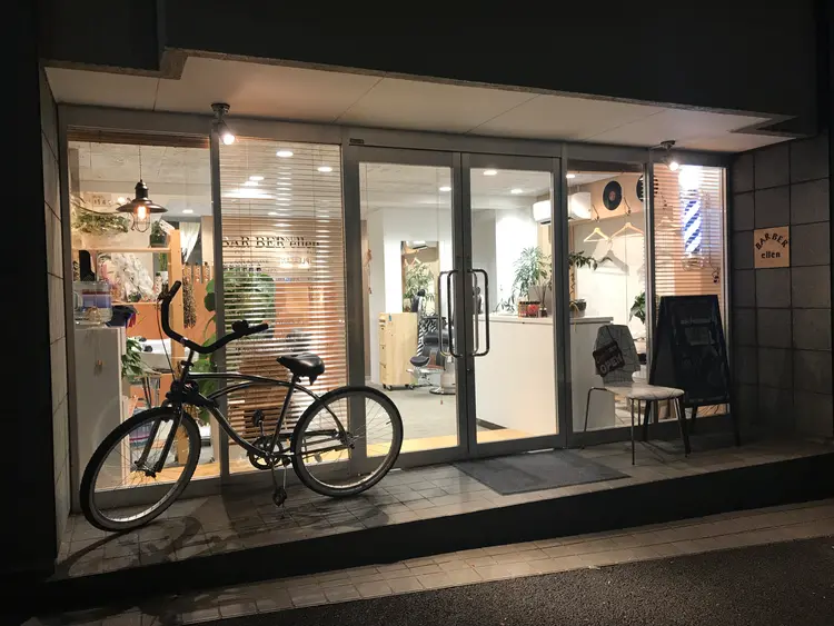 BARBER ellenの内観・外観1