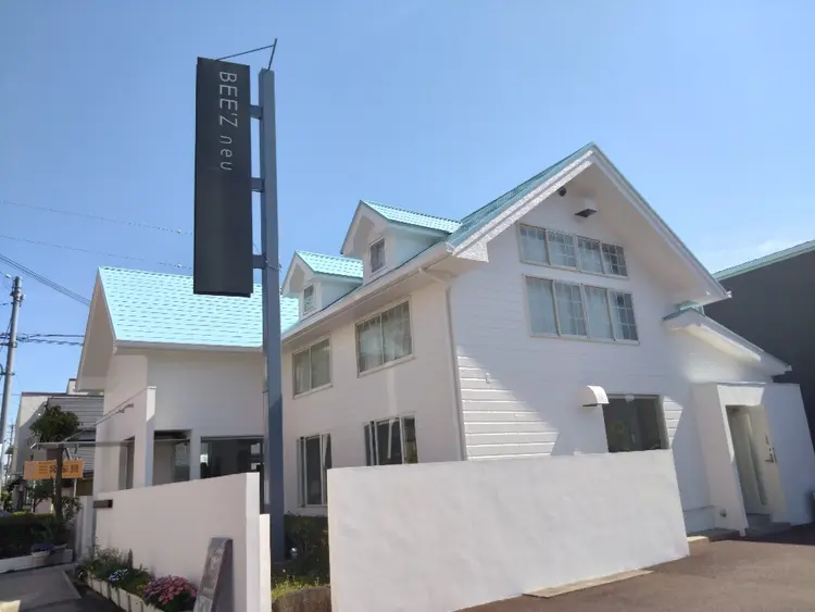 BEE'Z NEUの内観・外観1